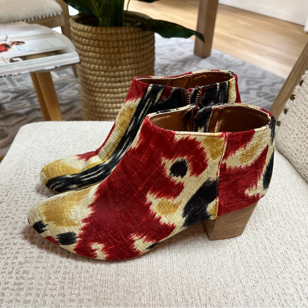 Miss Albright Anthropologie Fabric Booties, 8, EUC